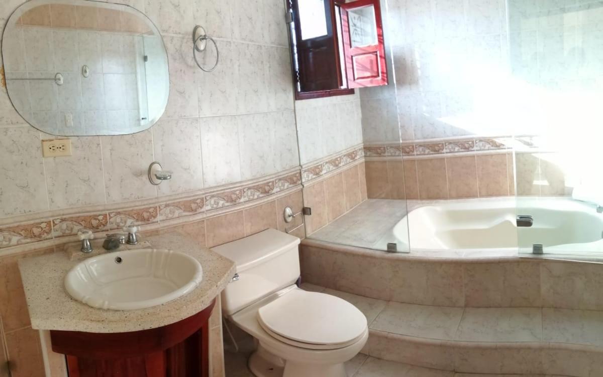 Casa Pachita Getsemani * Cartagena