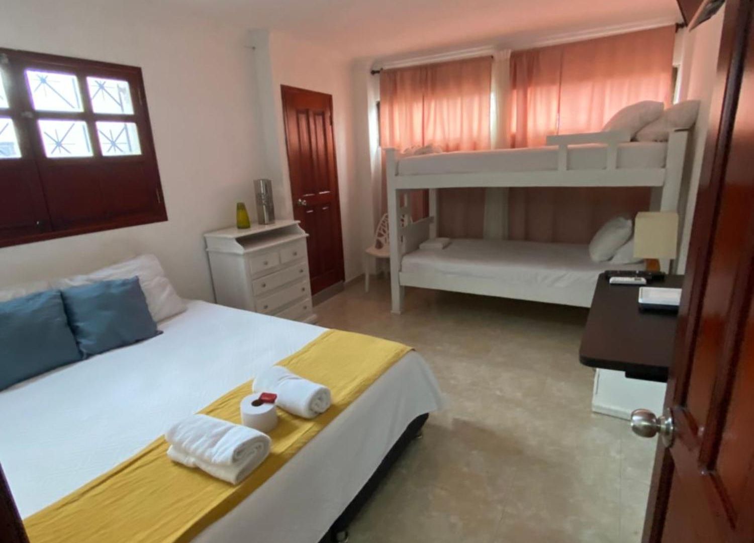 Casa Pachita Getsemani Guest house *